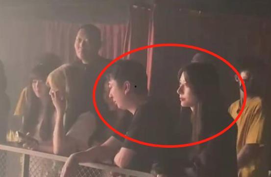 网红视频爆料吃瓜网站,吃瓜网站背后的惊人真相 第2张 网红视频爆料吃瓜网站,吃瓜网站背后的惊人真相 第2张